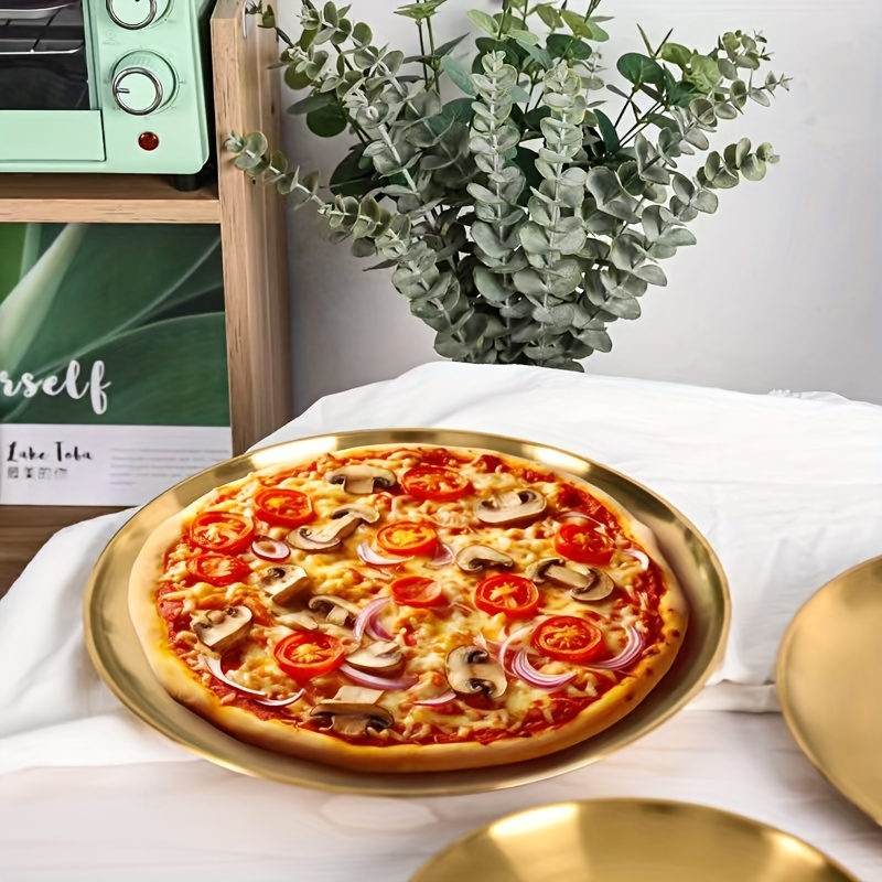 Plato para pizza, Preparación y servicio