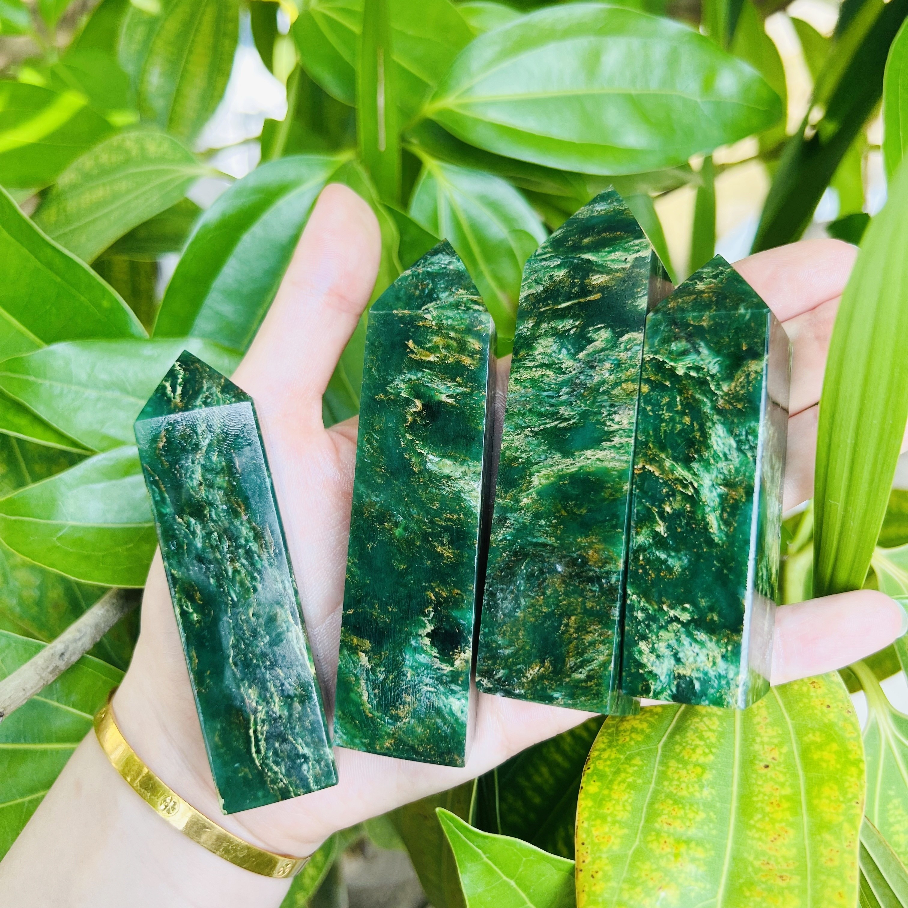 Green and black on sale stone