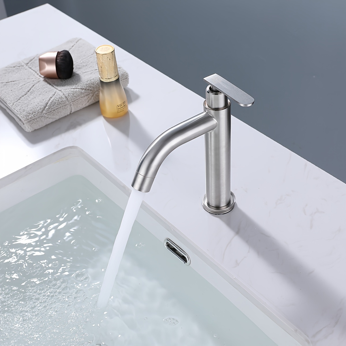  Grifo de lavabo de baño creativo de 12 de alto grifo de agua  de una sola manija grifo de fregadero de latón : Herramientas y Mejoras del  Hogar