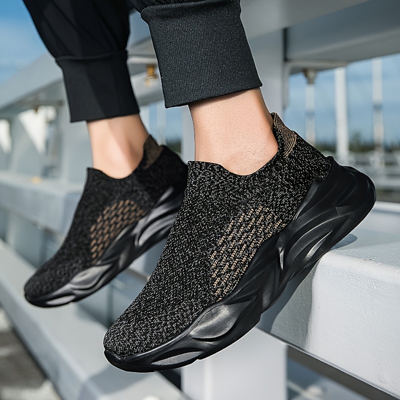 Men's Lightweight Slip-On Athletic Walking Shoes