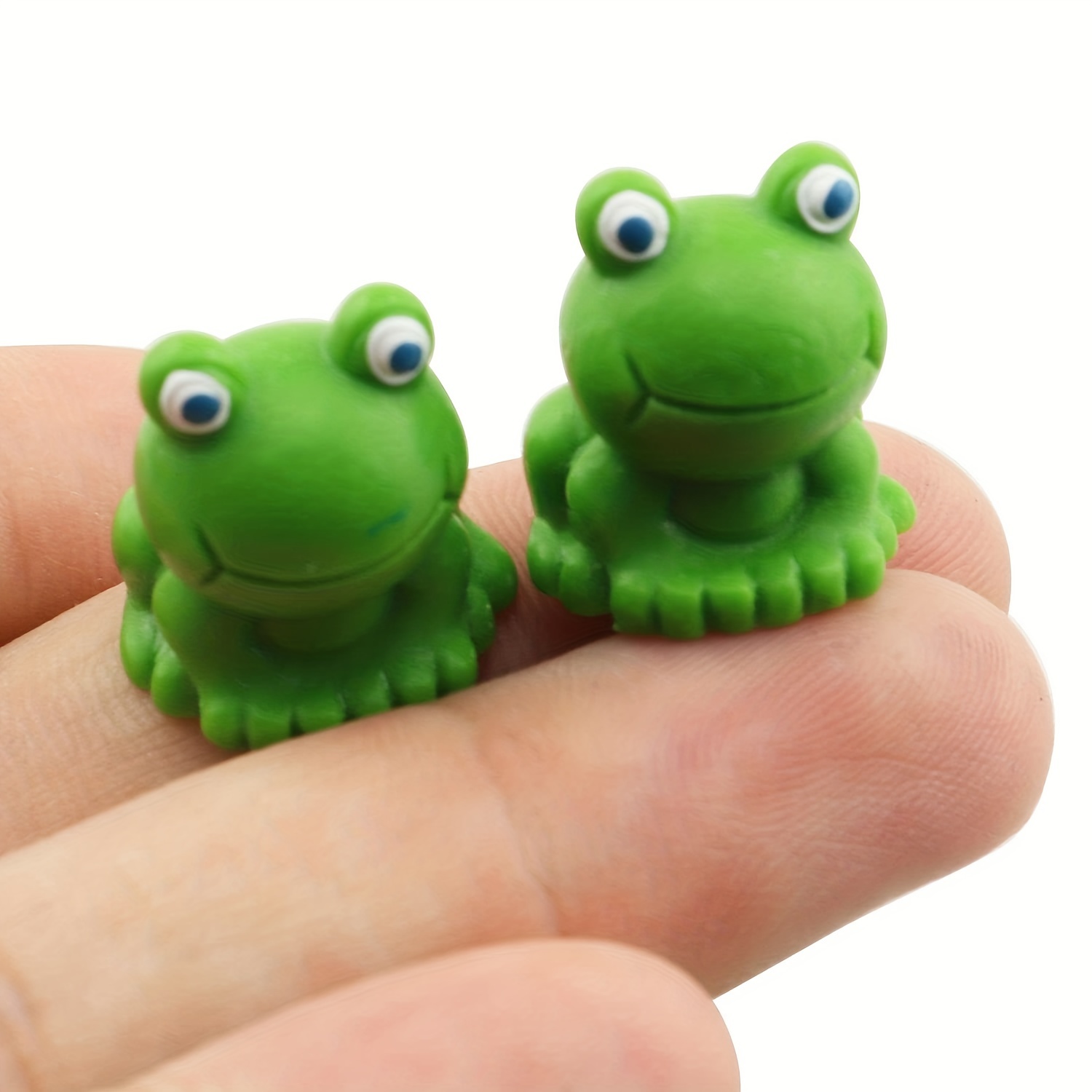  qolati 100PCS Mini Frog Figurines, Resin Mini Frog Statues,  Tale Garden Mini Moss DIY Crafts Accessories, Fairy Garden Miniature  Animals Model, Happy Mini Kit, for Home Garden Decor, Parties : Patio