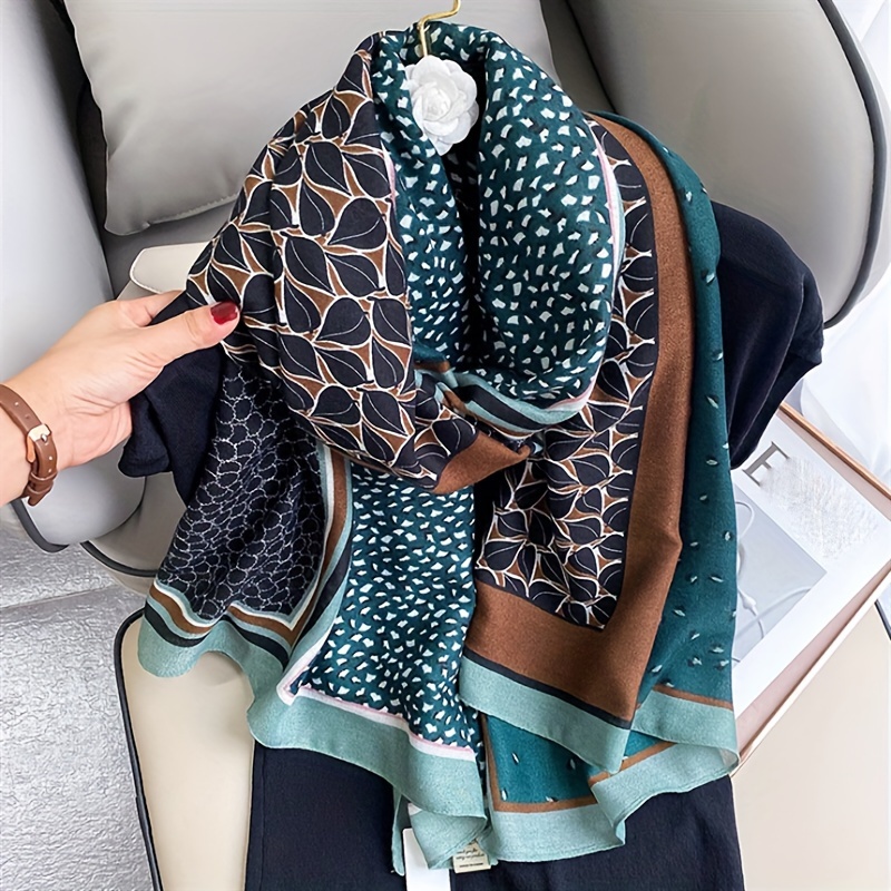 

Vintage Contrast Color Pattern Scarf Thin Breathable Soft Skin Friendly Shawl Autumn Winter Warm Windproof Decoration Scarf