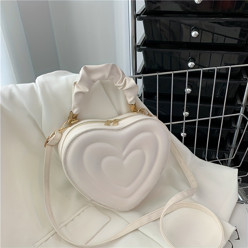  Trendeology Cute Heart Shape Medium Crossbody Purse (Apricot) :  Clothing, Shoes & Jewelry