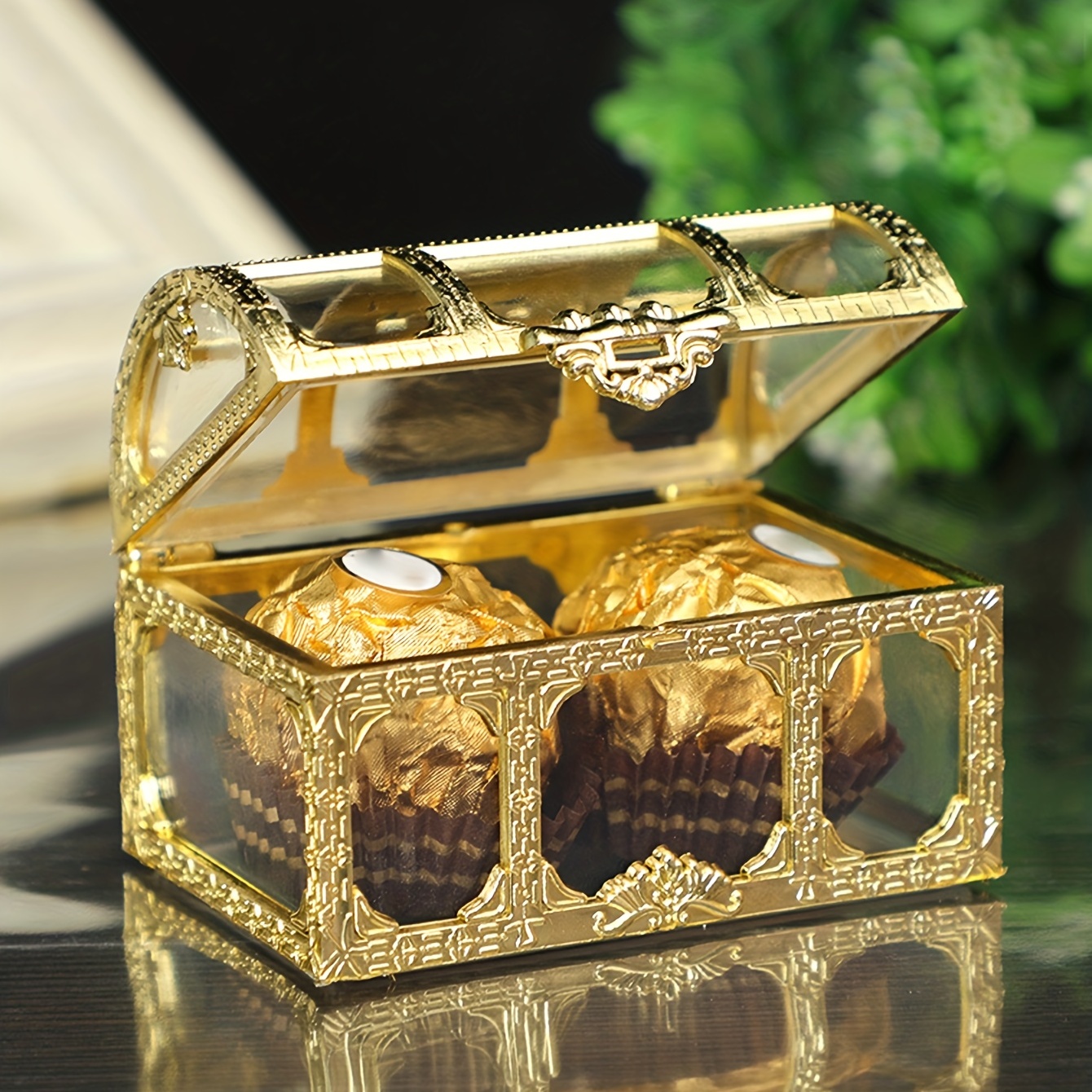 1pc Vintage Golden Treasure Chest Jewelry Box - Perfect for Weddings,  Gifts, and Candy Packaging