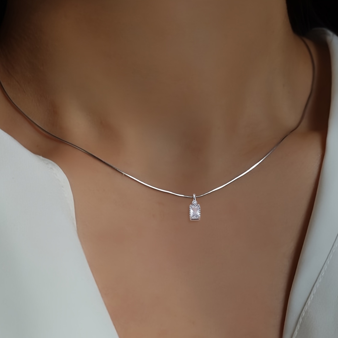 

Square Shaped Cubic Zirconia Necklace Minimalist Pendant Clavicle Chain Stainless Steel Round Snake Bone Chain