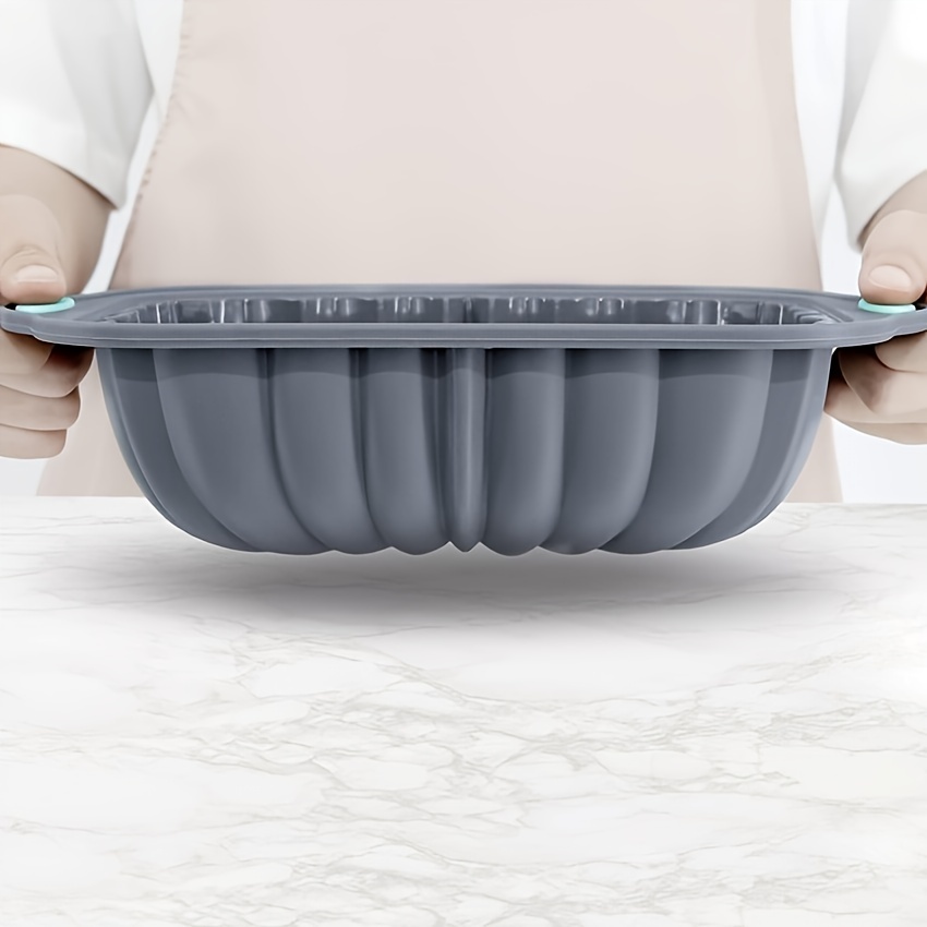 Silicone Coffin Cake Pan (11.5 x 6.75) - WebstaurantStore