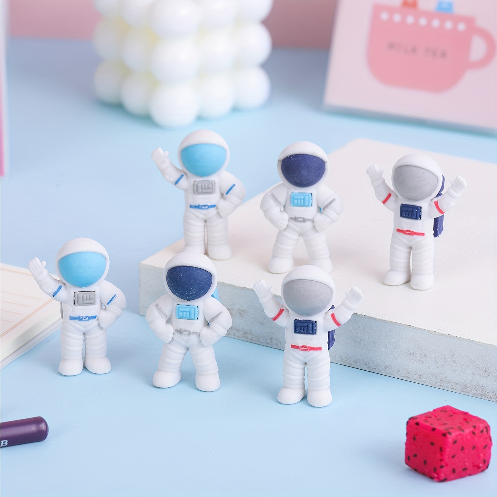 XIAOYU 30PCS 3D gomme da cancellare natalizie gomme da matita per bambini  set di gomme da cancellare per puzzle natalizi : : Cancelleria e  prodotti per ufficio
