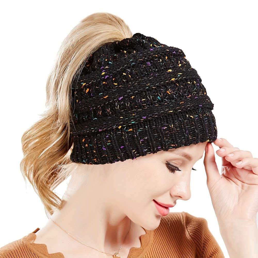 

Trendy Spotted Chunky Beanie With Ponytail Hole Solid Color Knit Hats Elastic Skull Cap Warm Slouchy Beanies For Women Daily Use Autumn & Winter