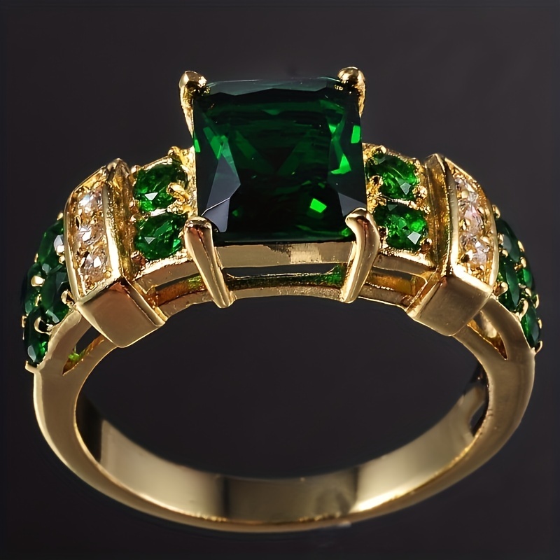 Faux Emerald Rhinestone Golden Ring, Unisex