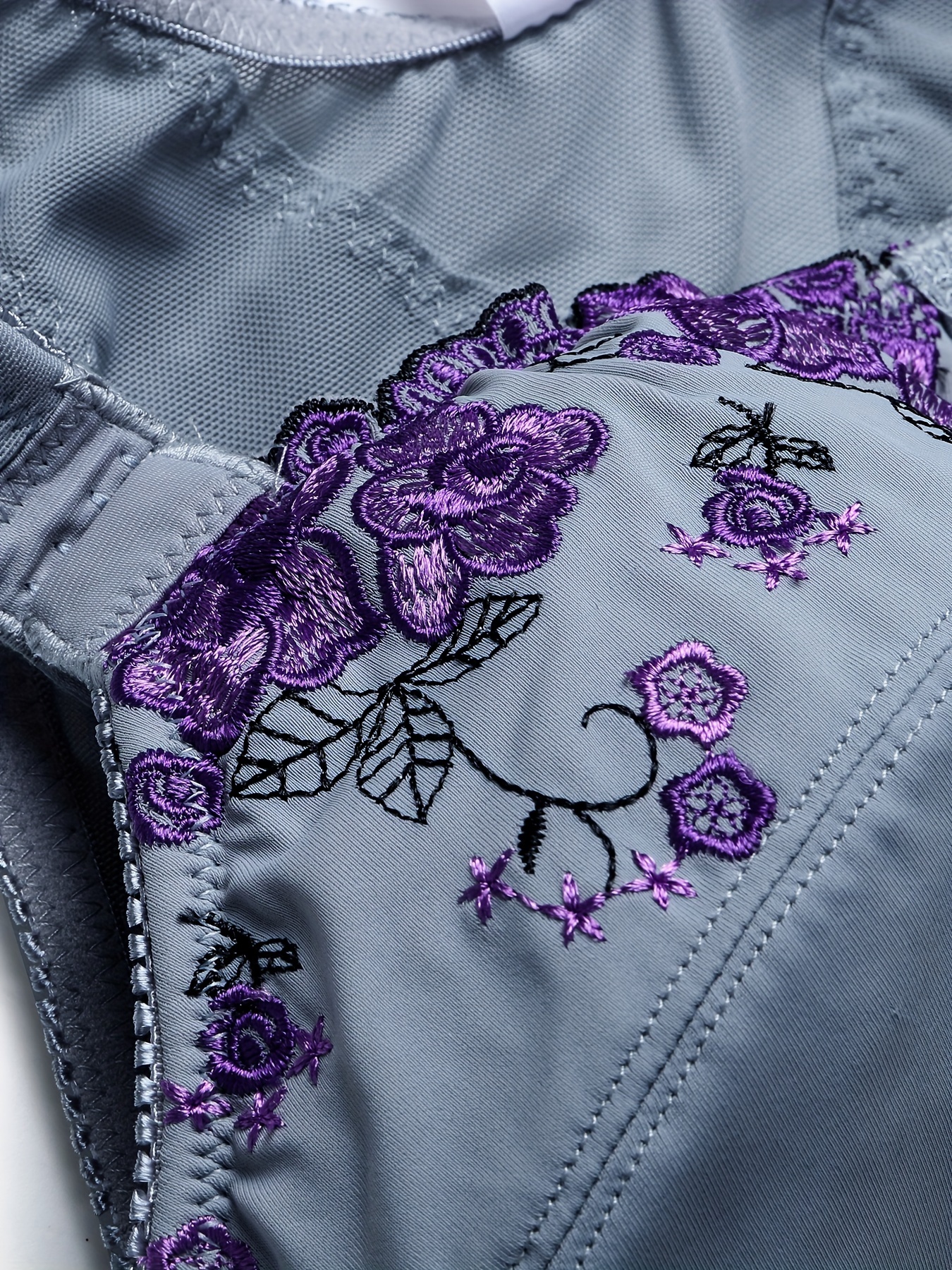 Plus Size Frenchy Bra Women's Plus Flora Embroidery Contrast - Temu Canada