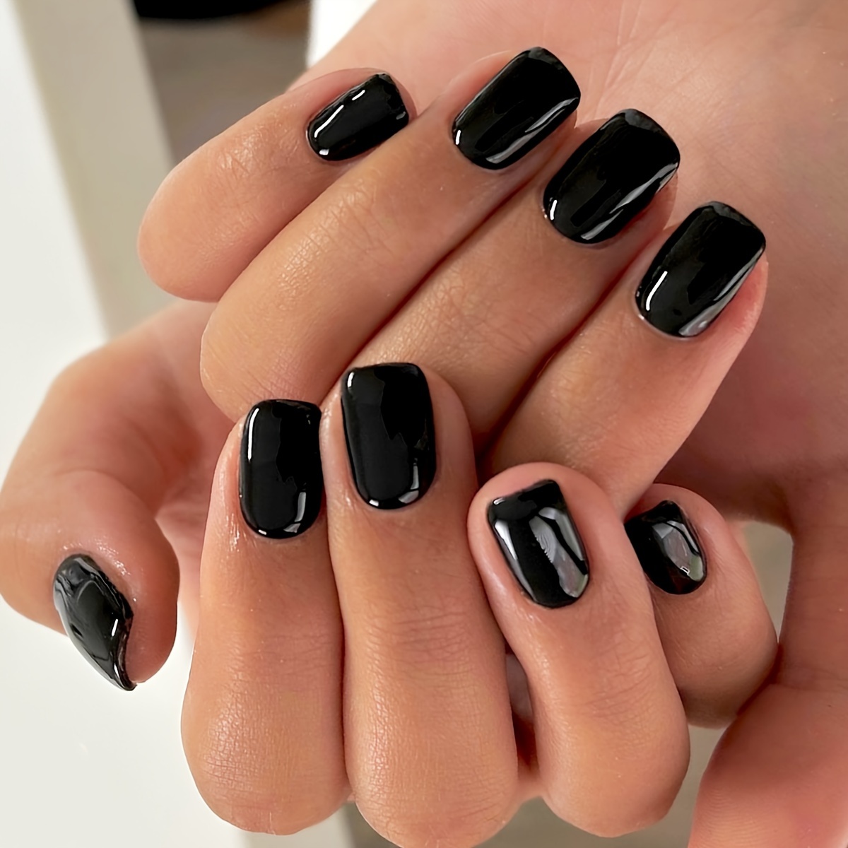 LunarCharm 240 Stück Press On Nägel Kurz Quadratisch - Künstliche Fingernägel Set Für DIY Maniküre