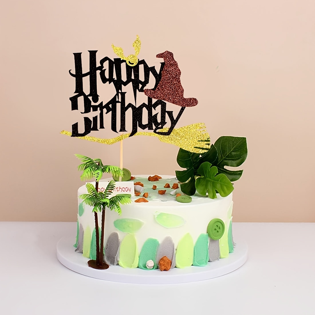 Beautiful Magic Lamp Layered Cake : FlowersCakesOnline.com