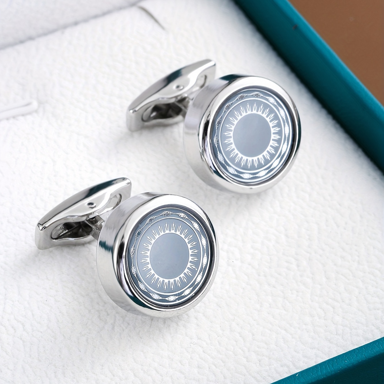 French Cufflinks Men's Cuff Decoration Cuff Links Light Luxury