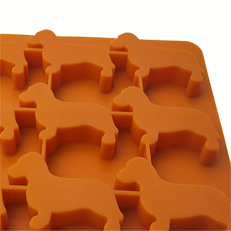 4 Cavity Bulldog Dog Shape Ice Cube Molds Reusable Silicone With