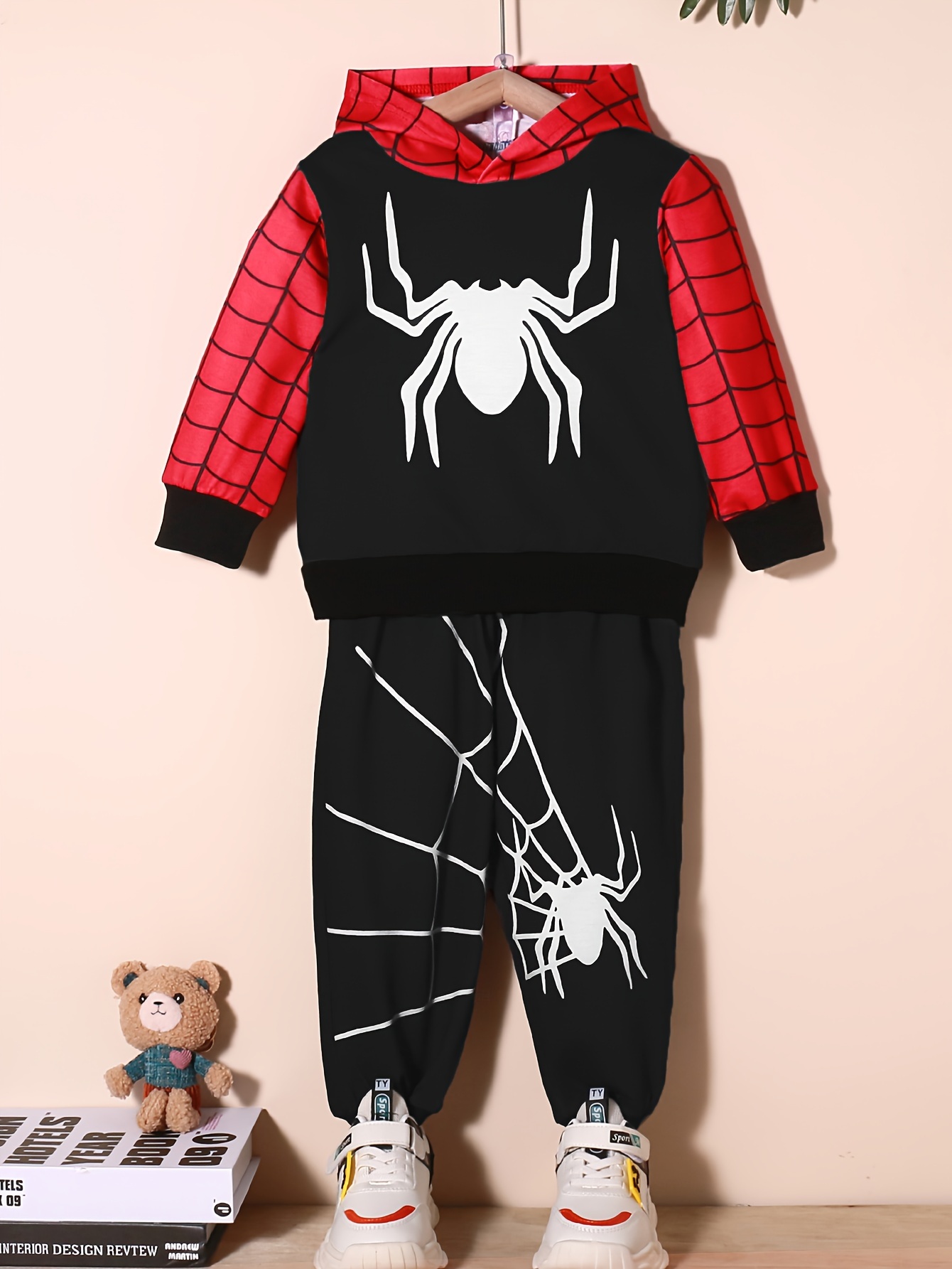 Pijama dos piezas manga corta estampado de Niño SPIDERMAN