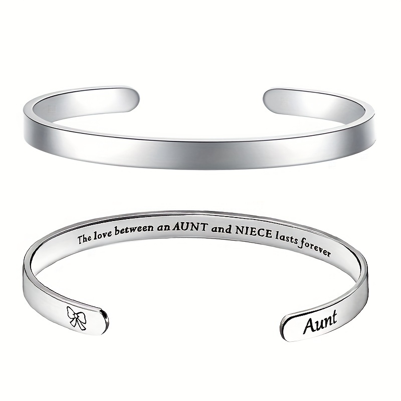 Aunt deals bangle bracelet