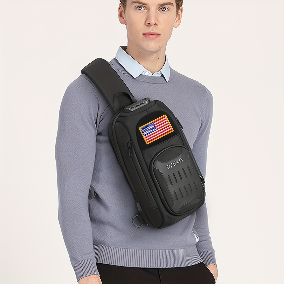 Mochila tipo bandolera para hombre, impermeable, bolsa cruzada de hombro,  bolsa de pecho con puerto de carga USB, bolsa grande para iPad de 9.7