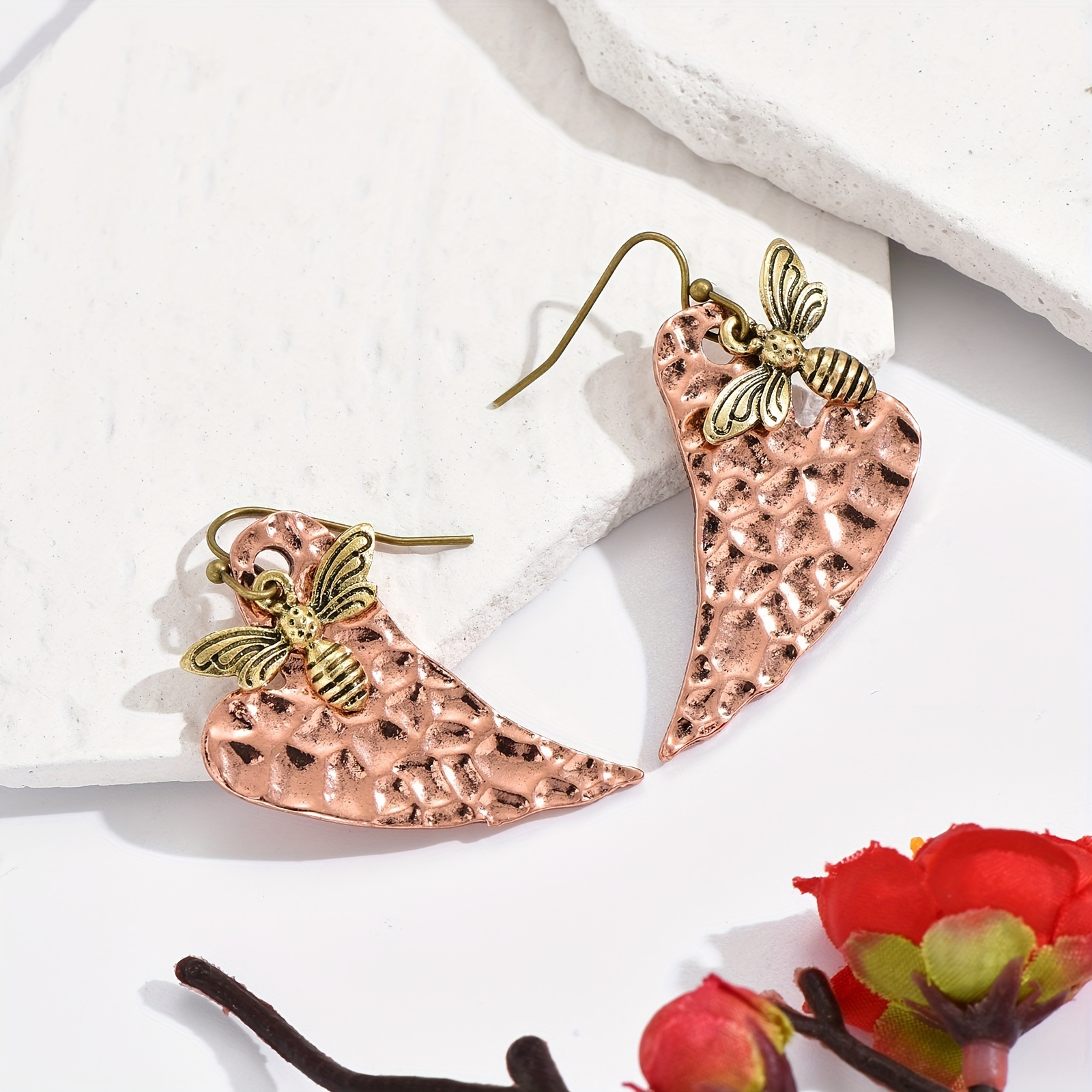 Boho Vintage Heart Leaf & Bee Earrings Golden Tone Copper Jewelry Dangle