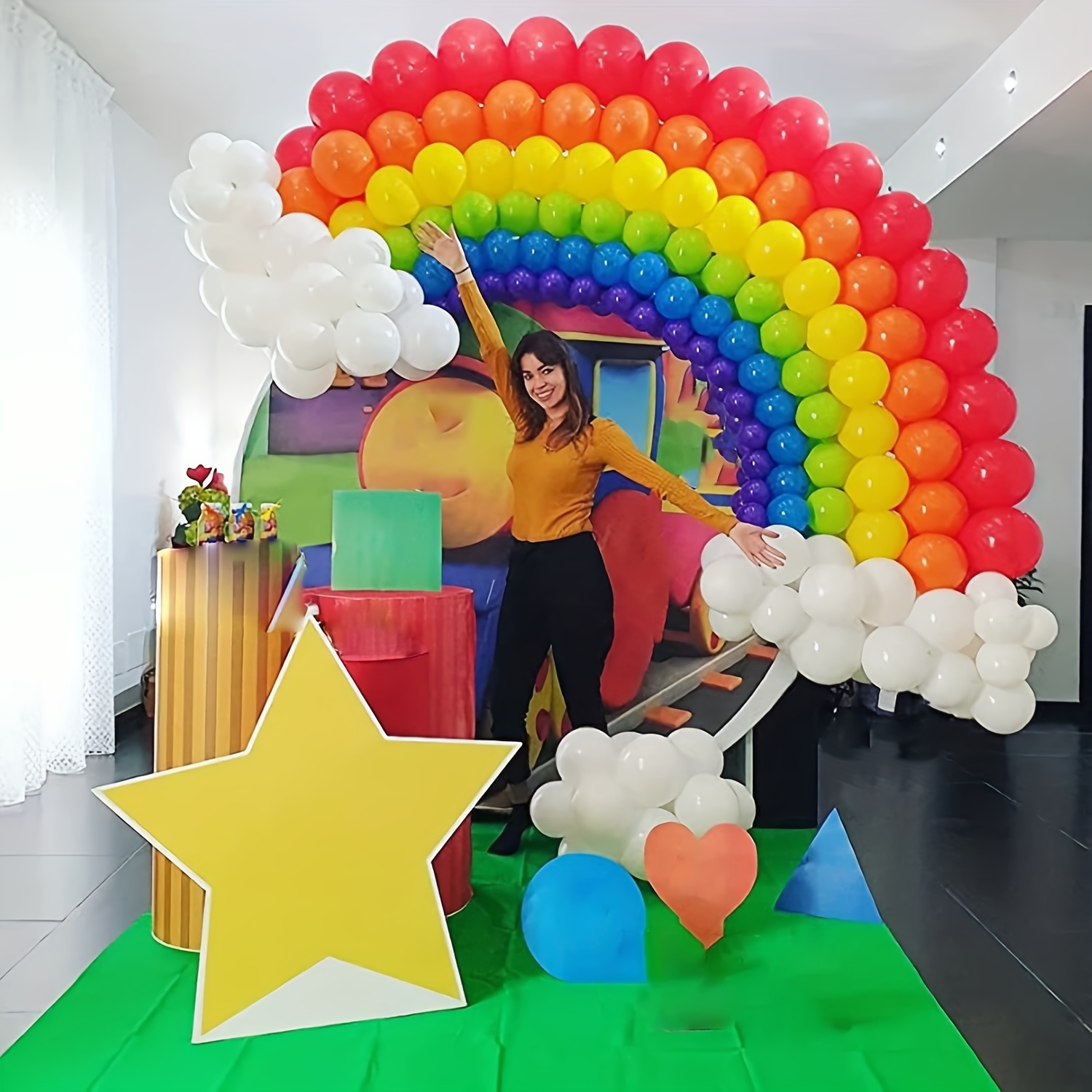Multicolor balloon arch