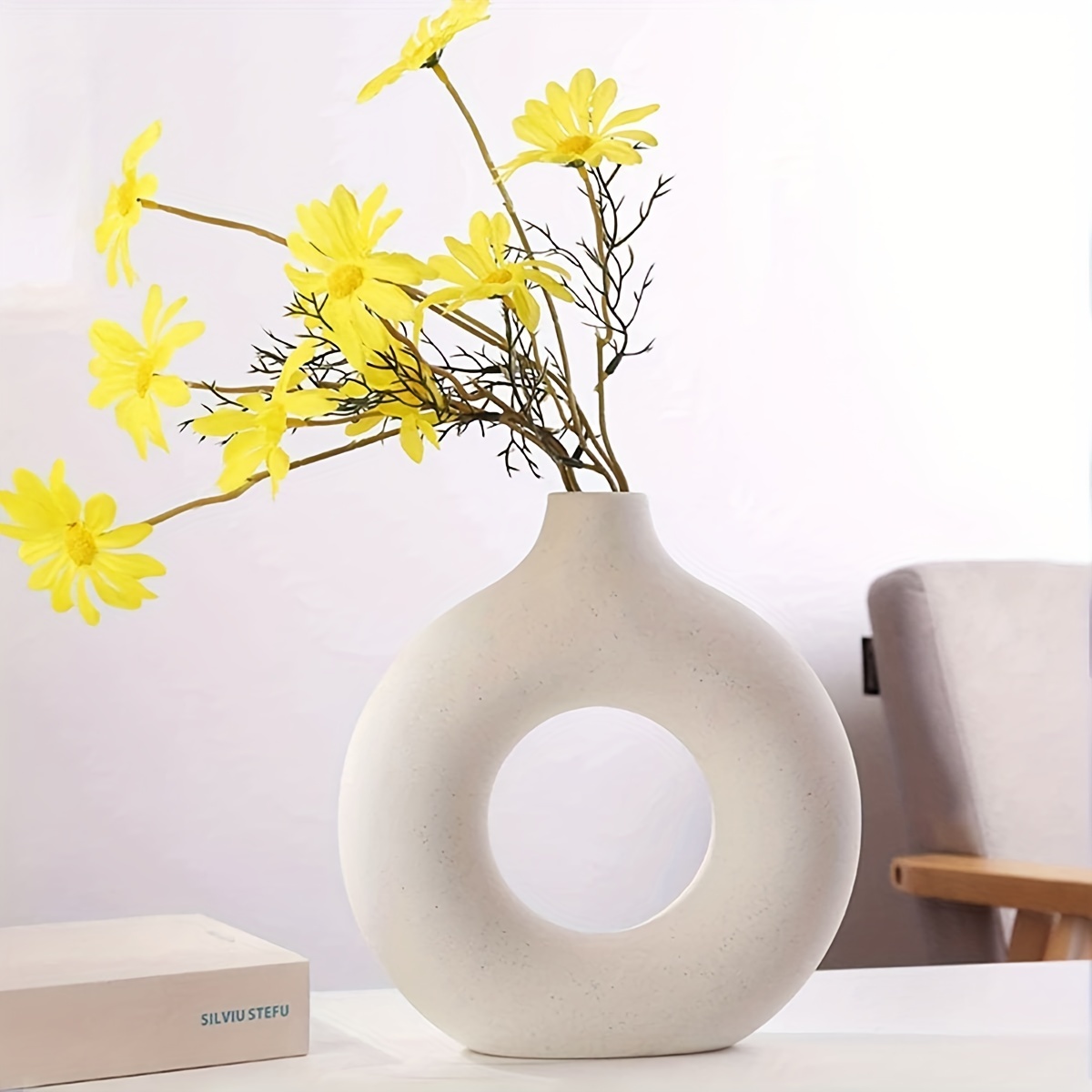  White Ceramic Vases- 2 for Modern Home Decor,Round Matte Boho  Vase for Decor,Ceramic Vases Minimalist Nordic Style for Wedding Dinner  Table Living Room Office Decorative Vase : Home & Kitchen