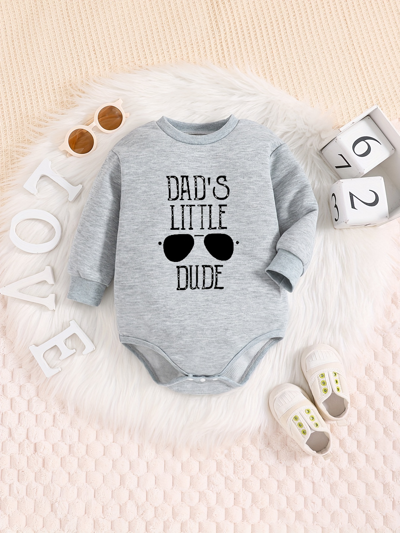 男の子の赤ちゃんかわいいdads Little Dudeプリントスウェットシャツ
