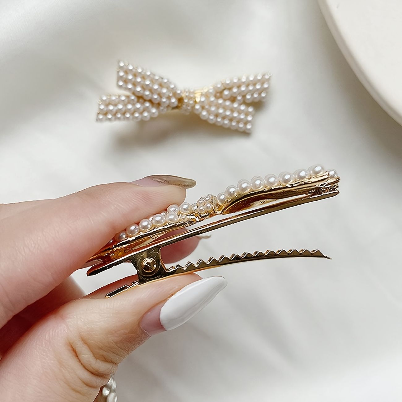 5pcs Faux Pearl Bow Hair Clips Vintage White Bow Hair Pins Barrette Golden Hair  Accessories For Women And Girls | Don't Miss These Great Deals | Temu