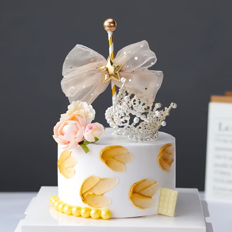 Cake topper: 18 statuette divertenti per torte nuziali