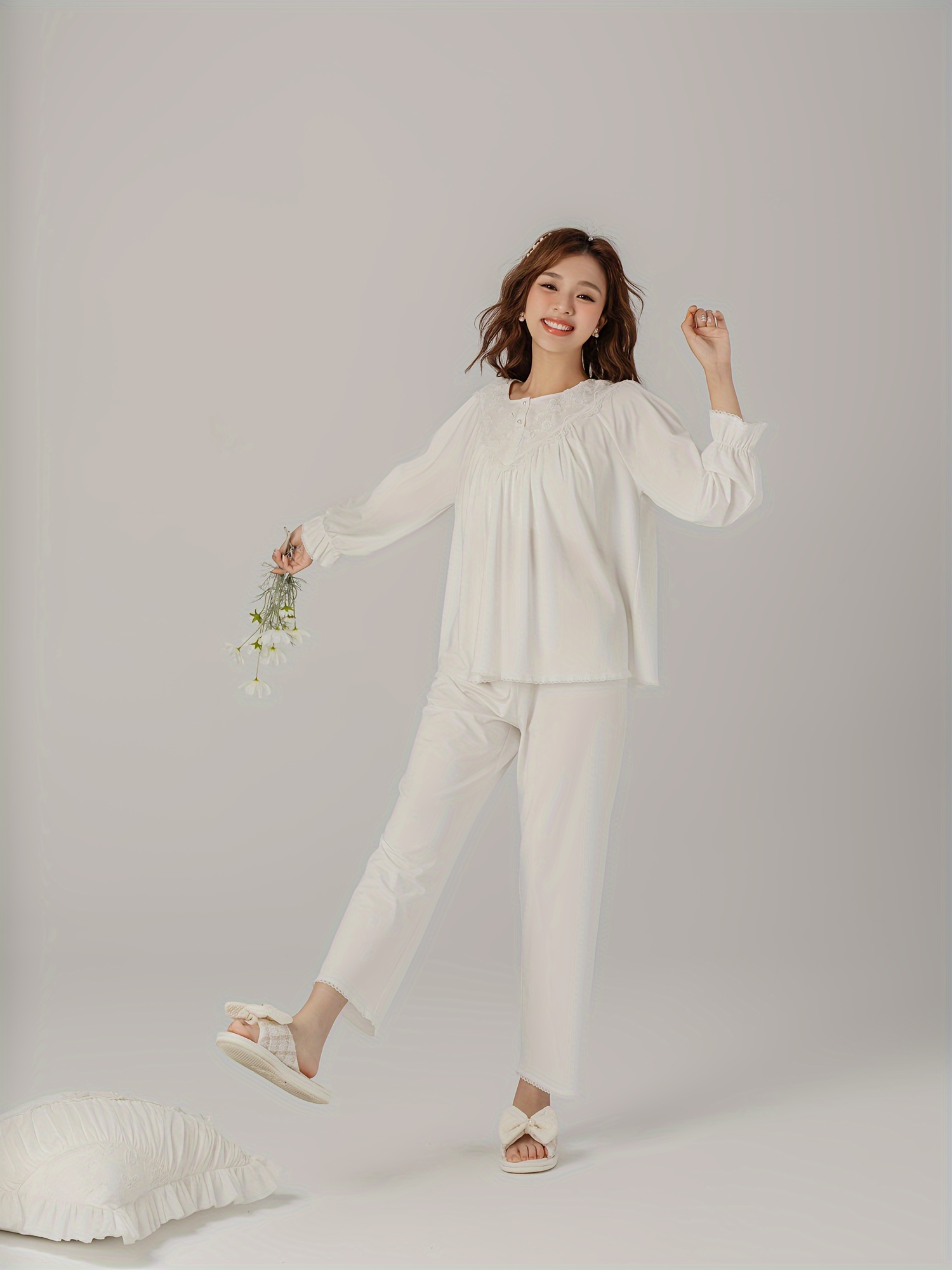 White best sale cotton loungewear