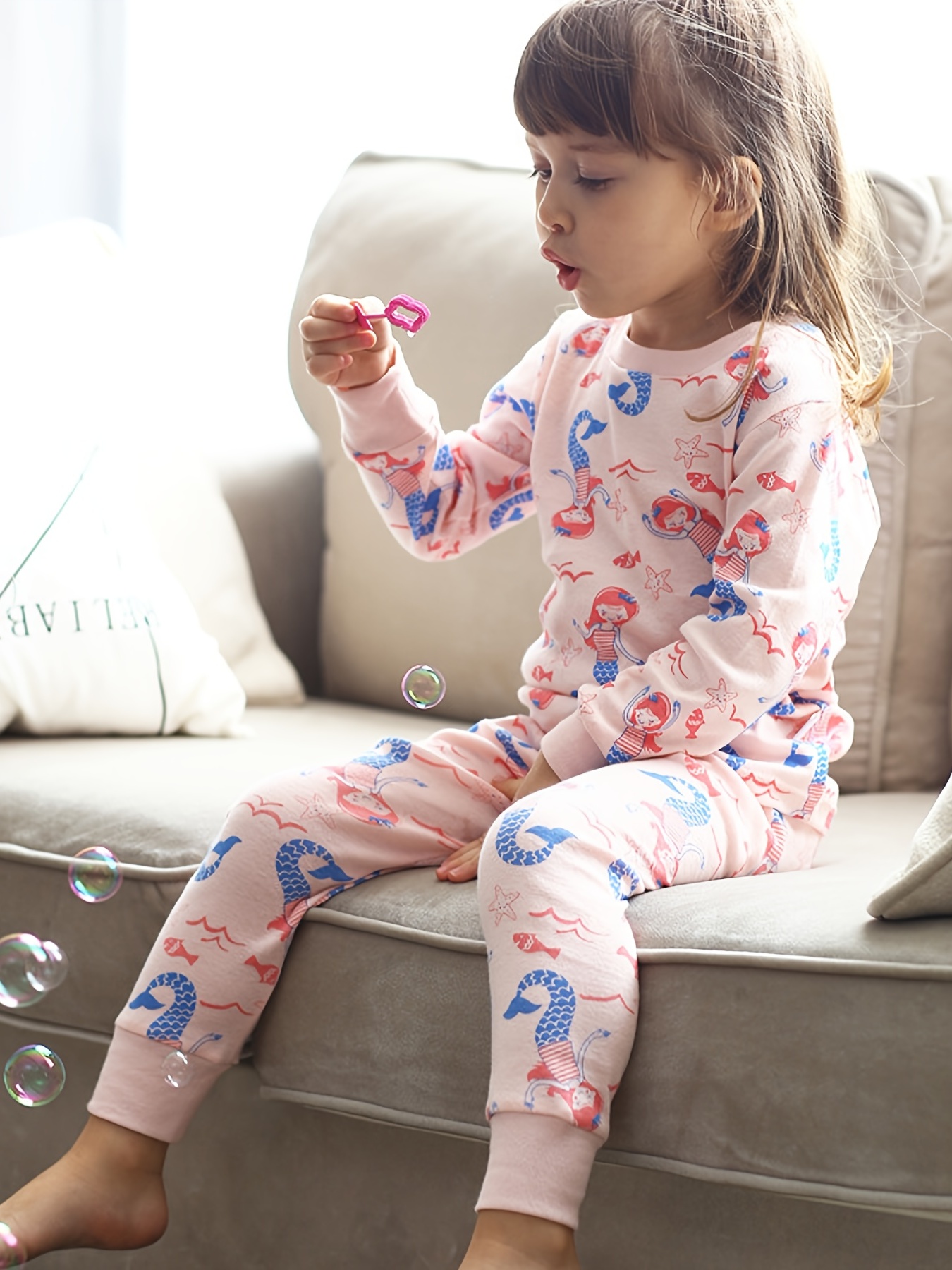 Conjuntos de pijamas cómodos para niños pequeños