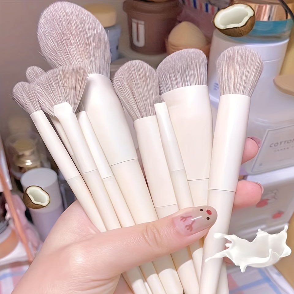 

10pcs Soft Fluffy Makeup Brushes Set Kit For Foundation Eye Shadow Concealer Blush Brush Skin Friendly Makeup Tools Ideal For Makeup Beginner Students