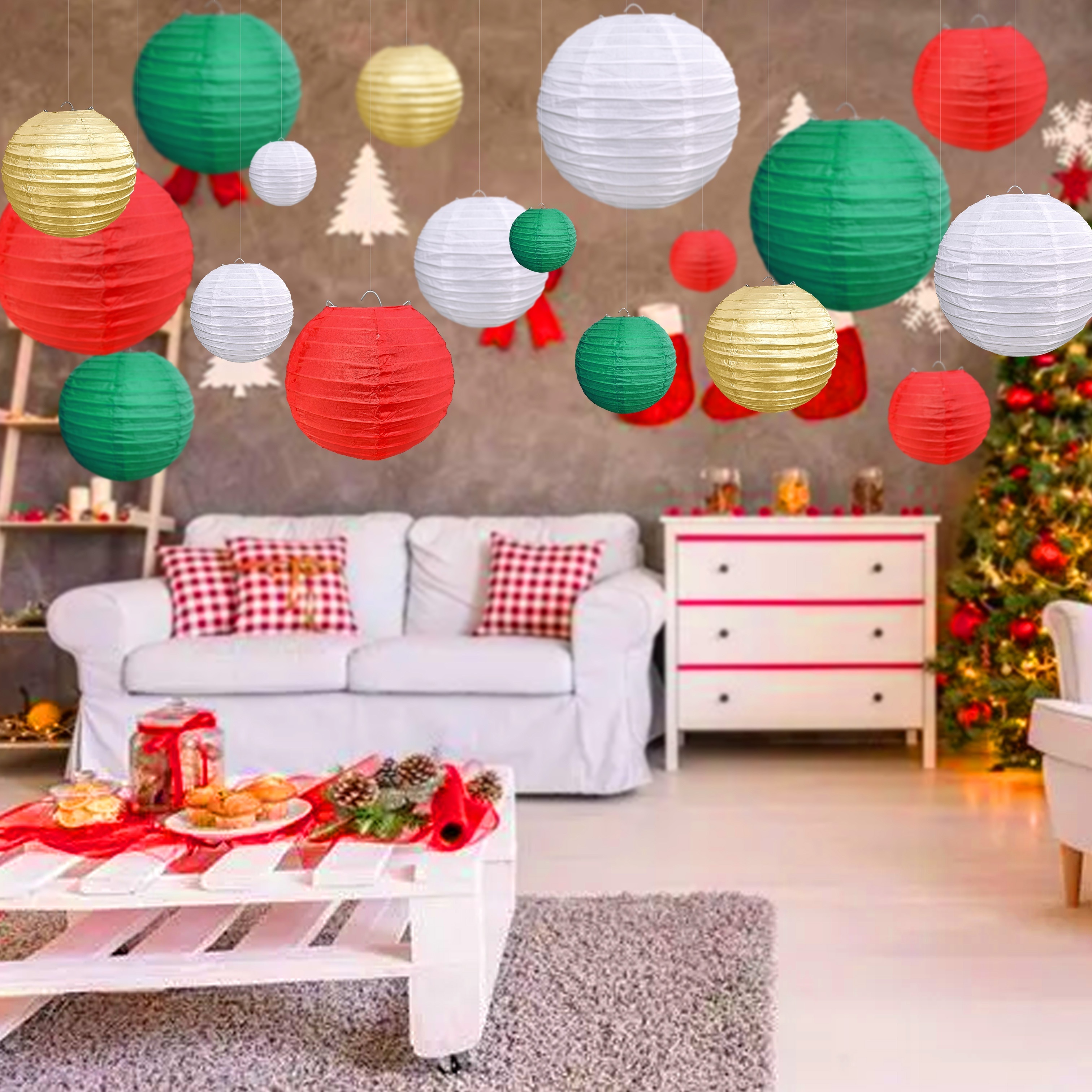 Red and green clearance paper lanterns