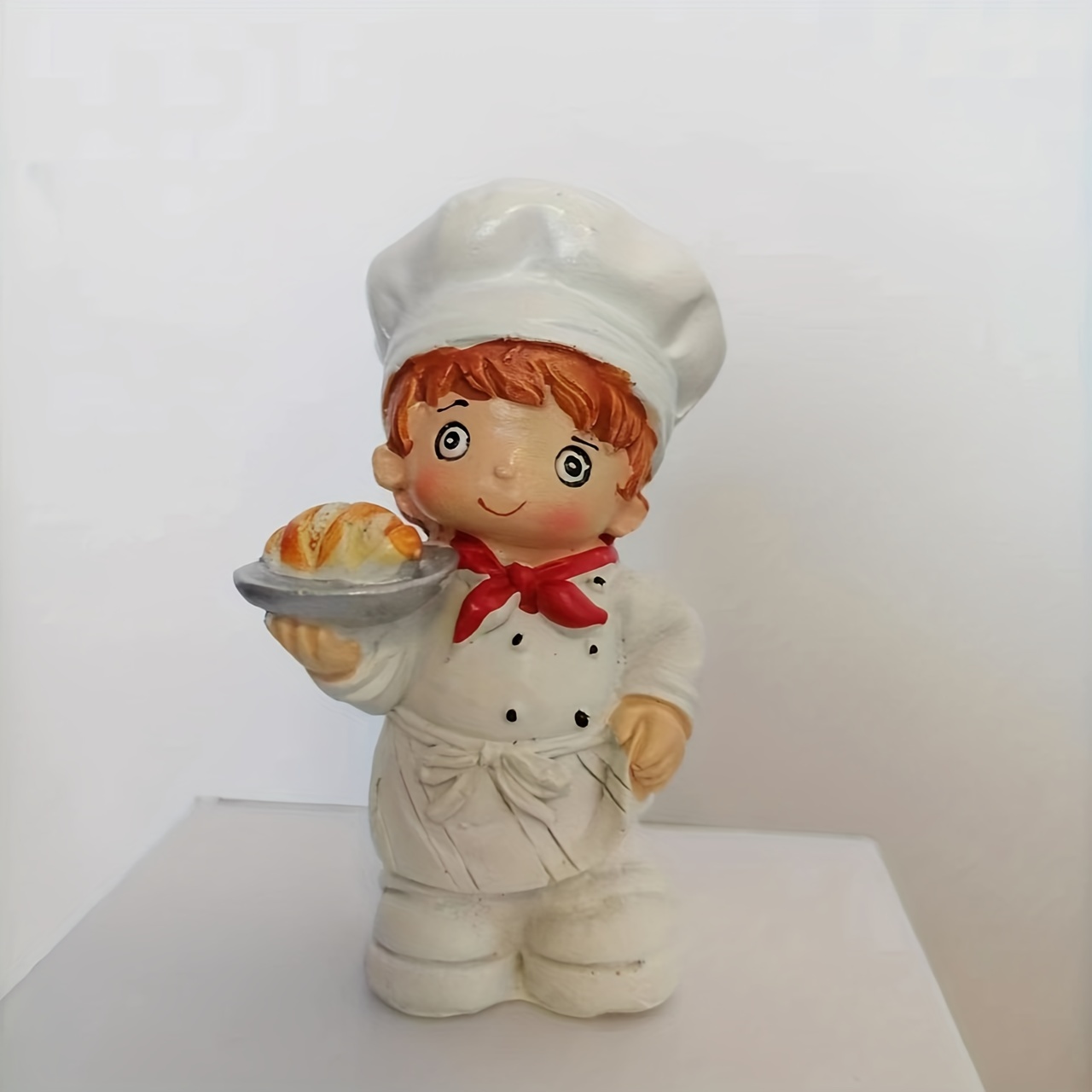 1pc Simple Modern Creative Resin Craft Gift, Cute Chef Holding Cake Pepper  Shaker, Including Bottle