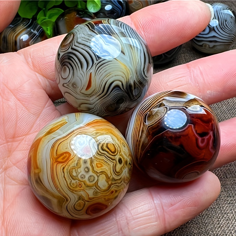 

1pc Natural Crystal Silk Agate Ball Exquisite Beautiful Home Decoration To Send Friends The Best Gift, Natural Stone, May Contain Irregular Cracks And Small Gaps, Random Delivery