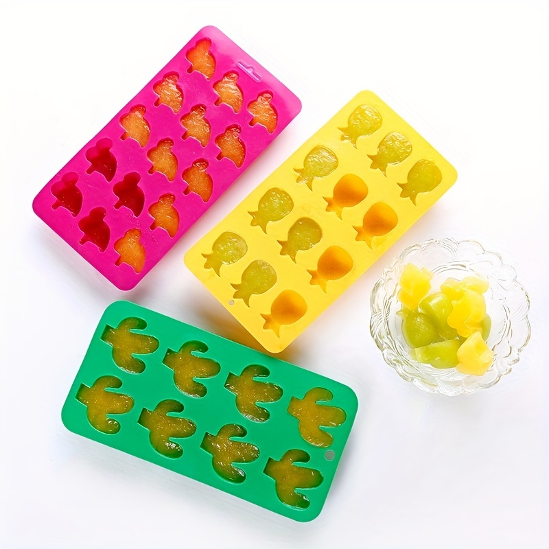 Astronaut Penguin Ice Cube Tray, Flexible Food Grade Silicone Ice