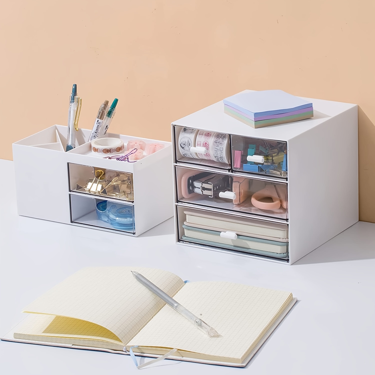 Escritorio blanco con cajones y almacenamiento, escritorio de oficina en  casa con 4 cajones y gabinete, escritorio para el hogar, pequeño escritorio