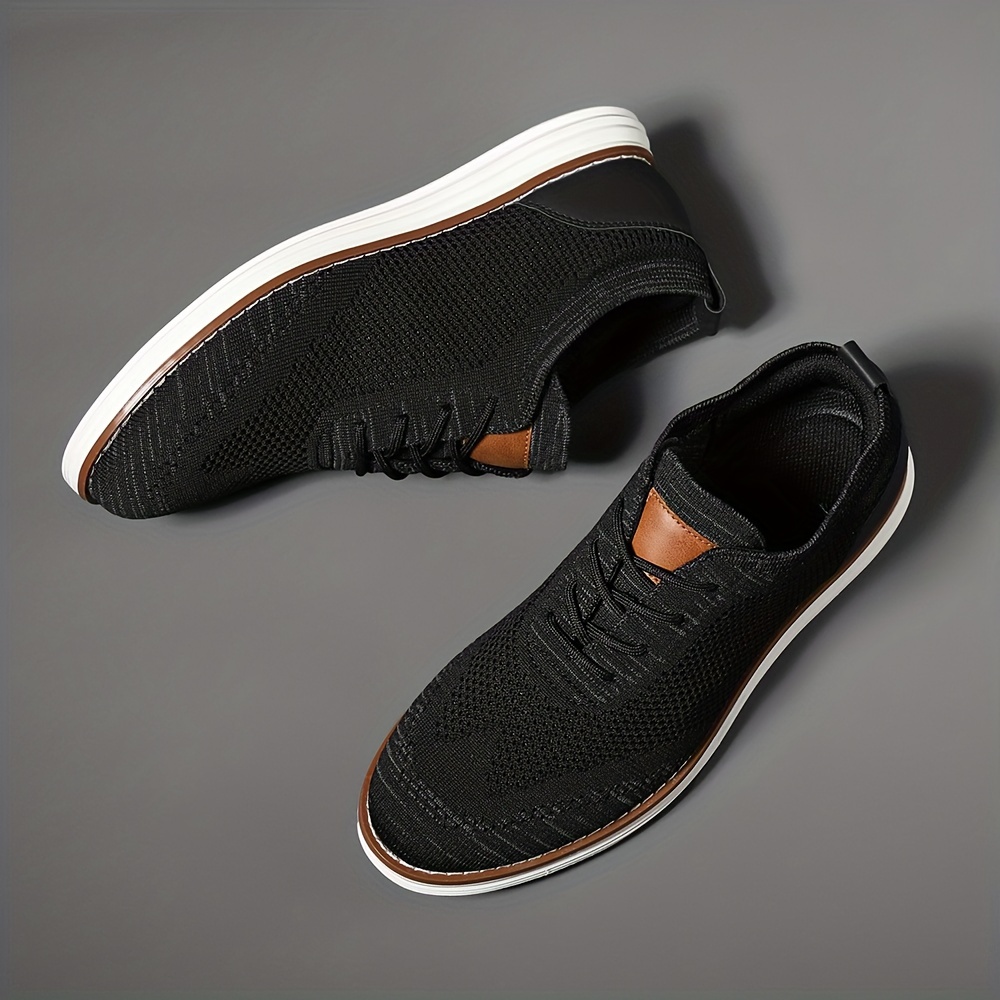 Men's Lightweight Sneakers - Athletic Shoes - Breathable Lace-ups