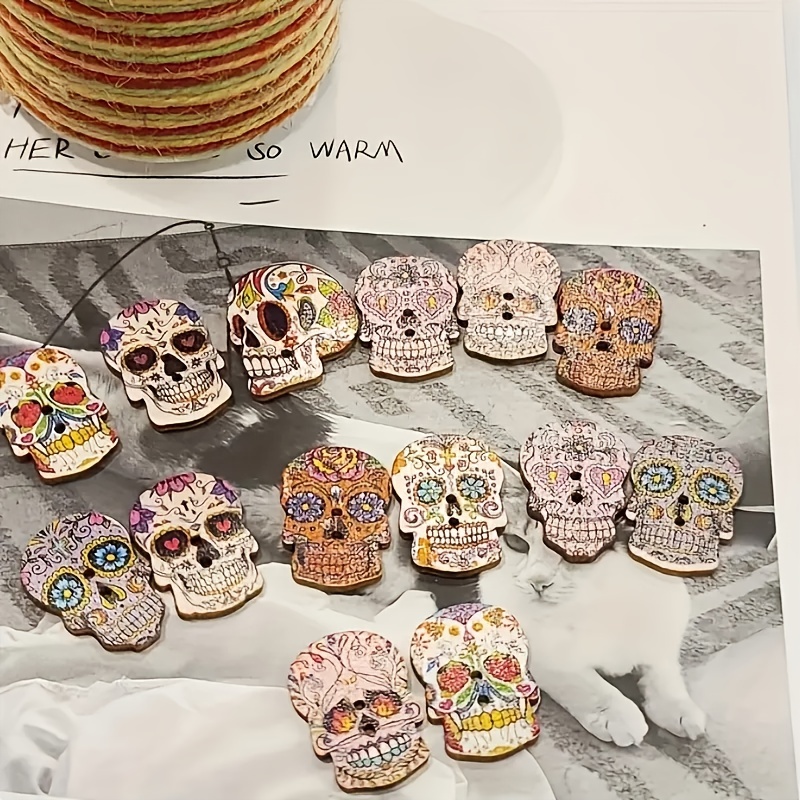  Halloween Button 50PCS Wooden Skull Buttons Colorful