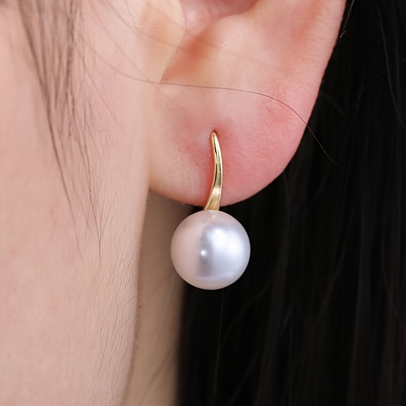 

Minimalist Style Women's Hoop Earrings Trendy Popular Sun Faux Pearl Circular Design Hoop Earrings Birthday Party Jewelry Gift