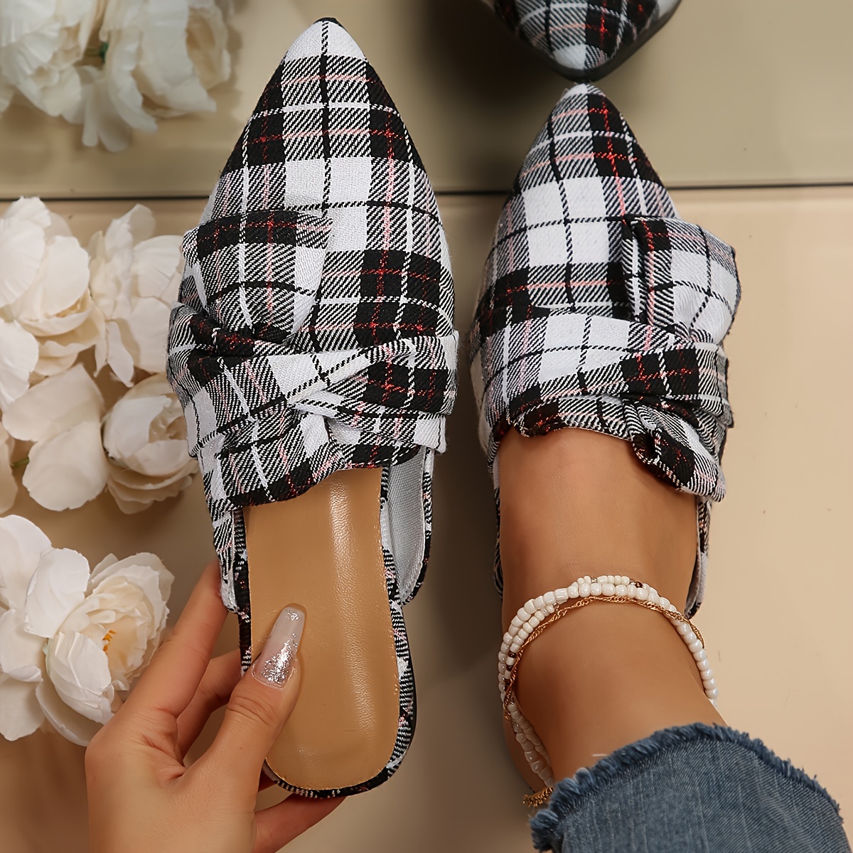 Pointed hot sale backless loafers