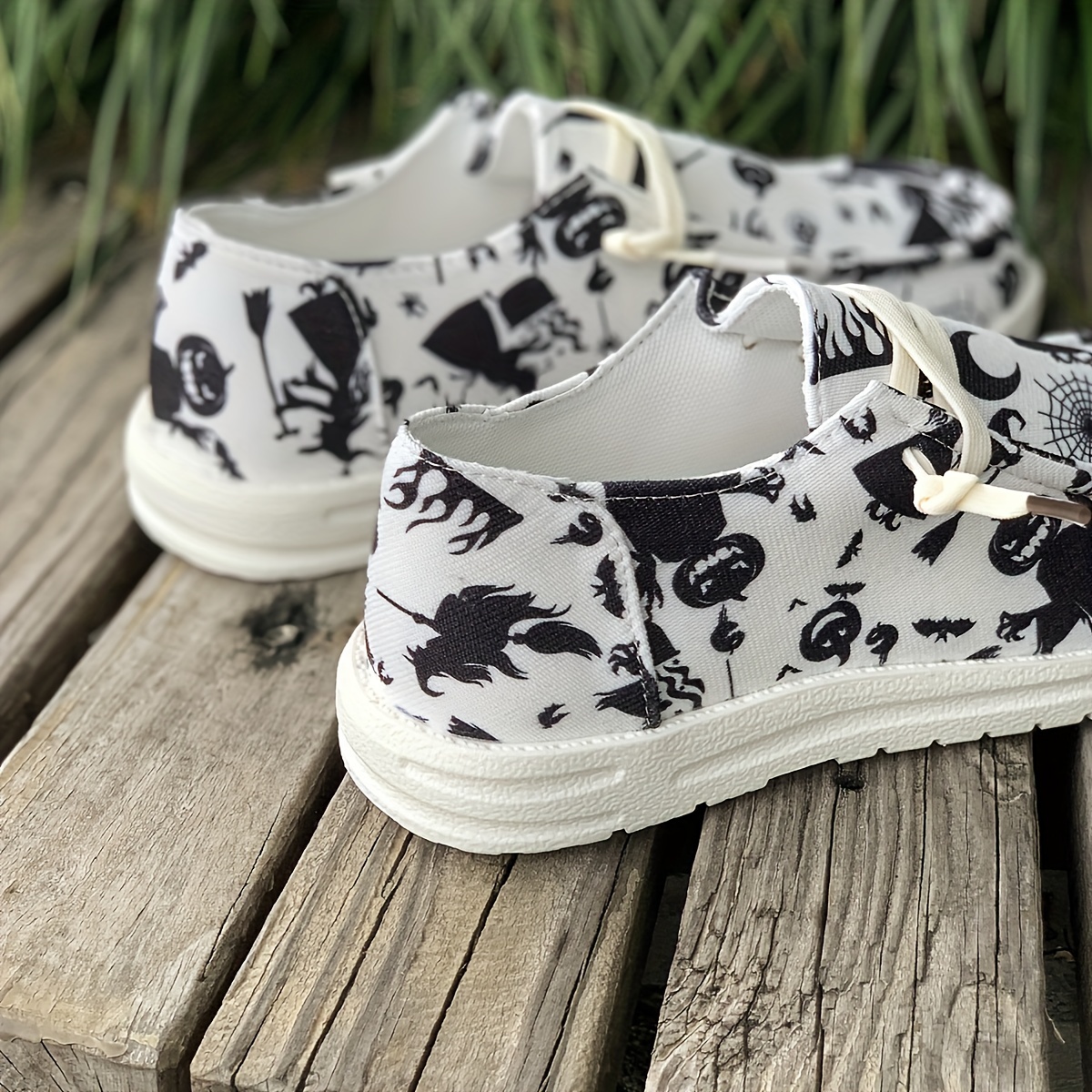 Halloween Scary Print Lightweight Skate Shoes