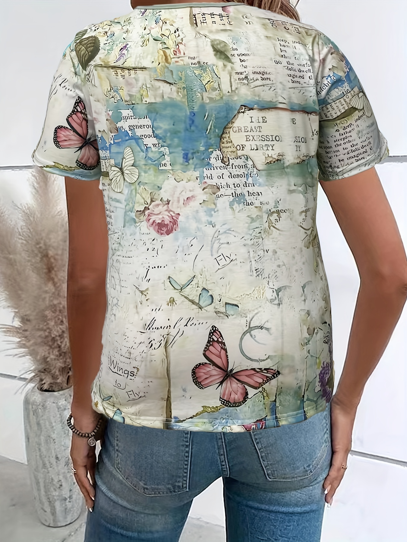 Plus Size Casual T-shirt, Women's Plus Dragonfly & Butterfly