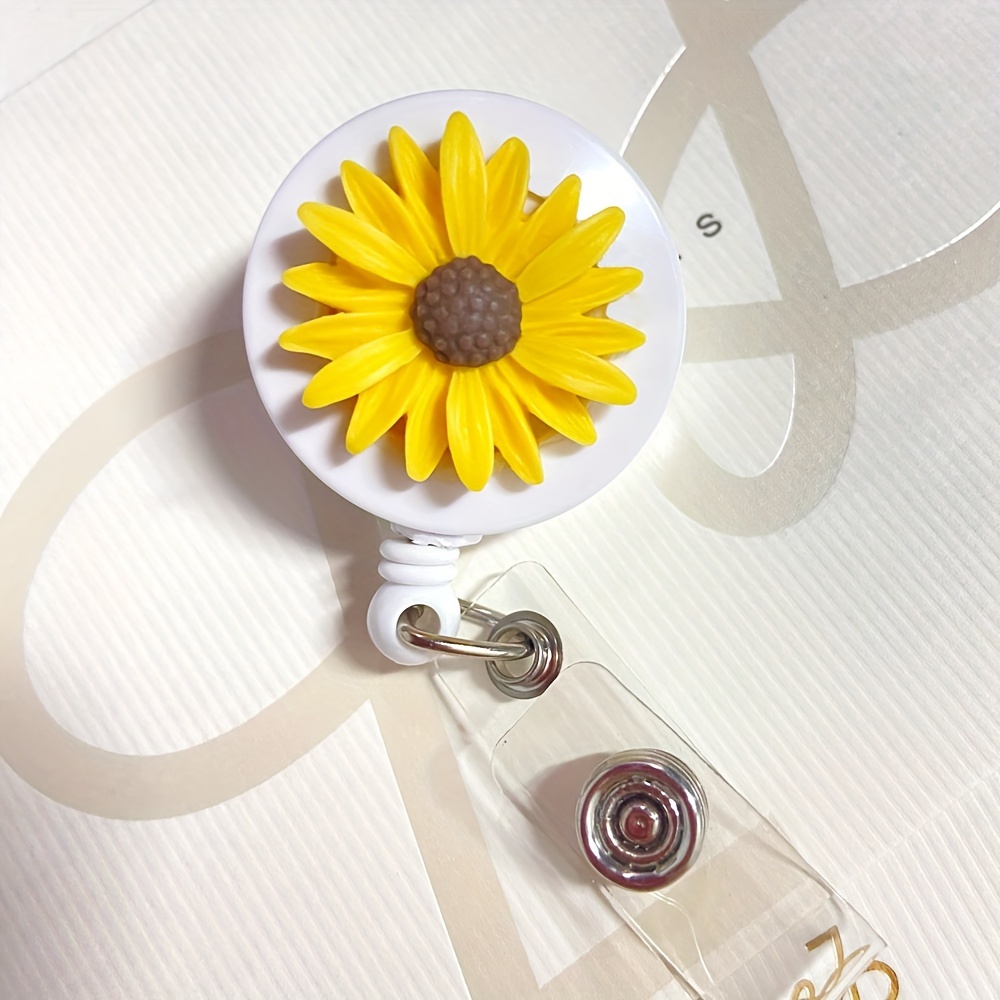 1pc Flower Retractable Badge Holder for Women, Daisy Badge Reel Clip On Name Card, ID Badge Clip for Nurse Doctor, Office Accessories Supplies,Temu
