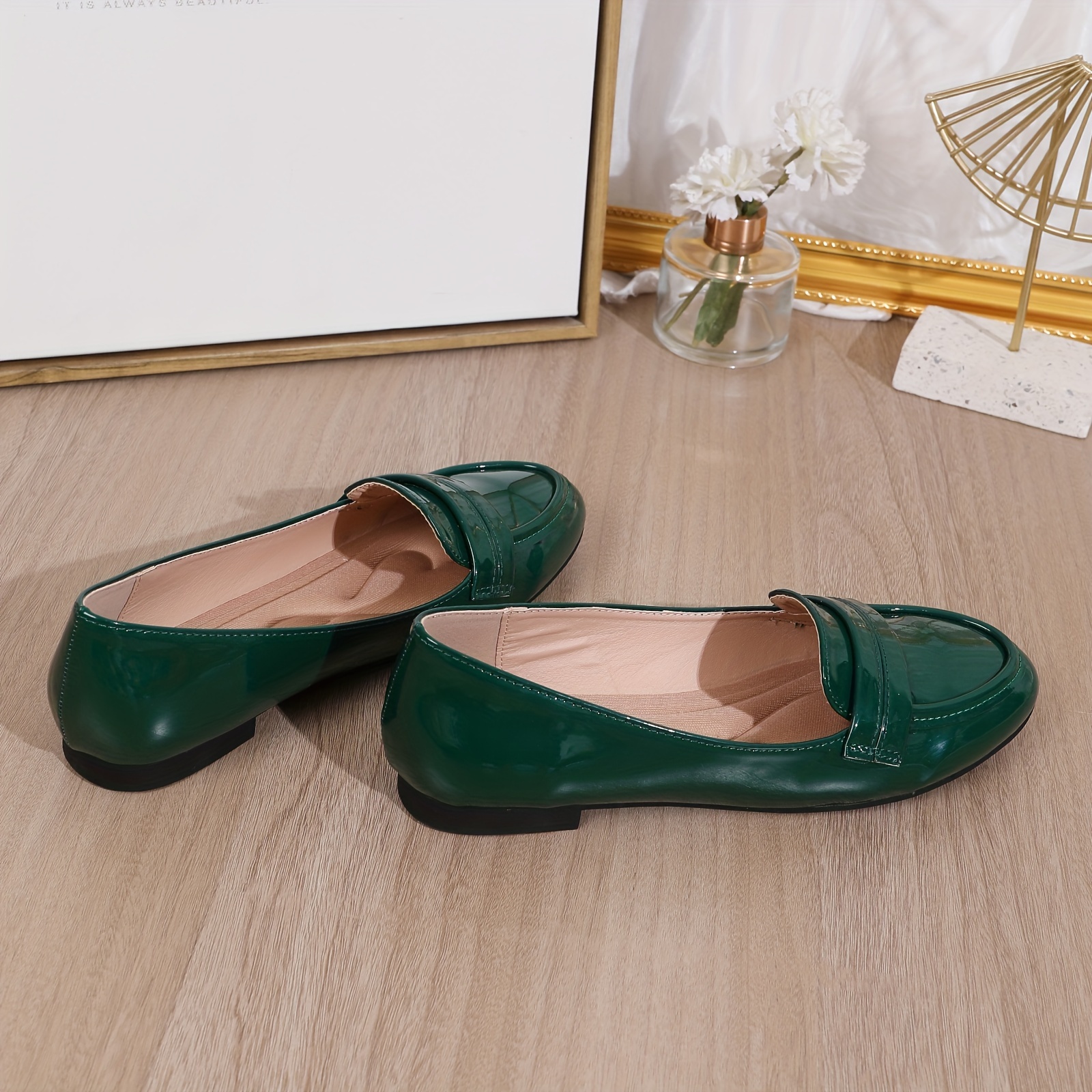Caqnni Women Leather Round Toe Flat Loafers, Non-Slip Breathable