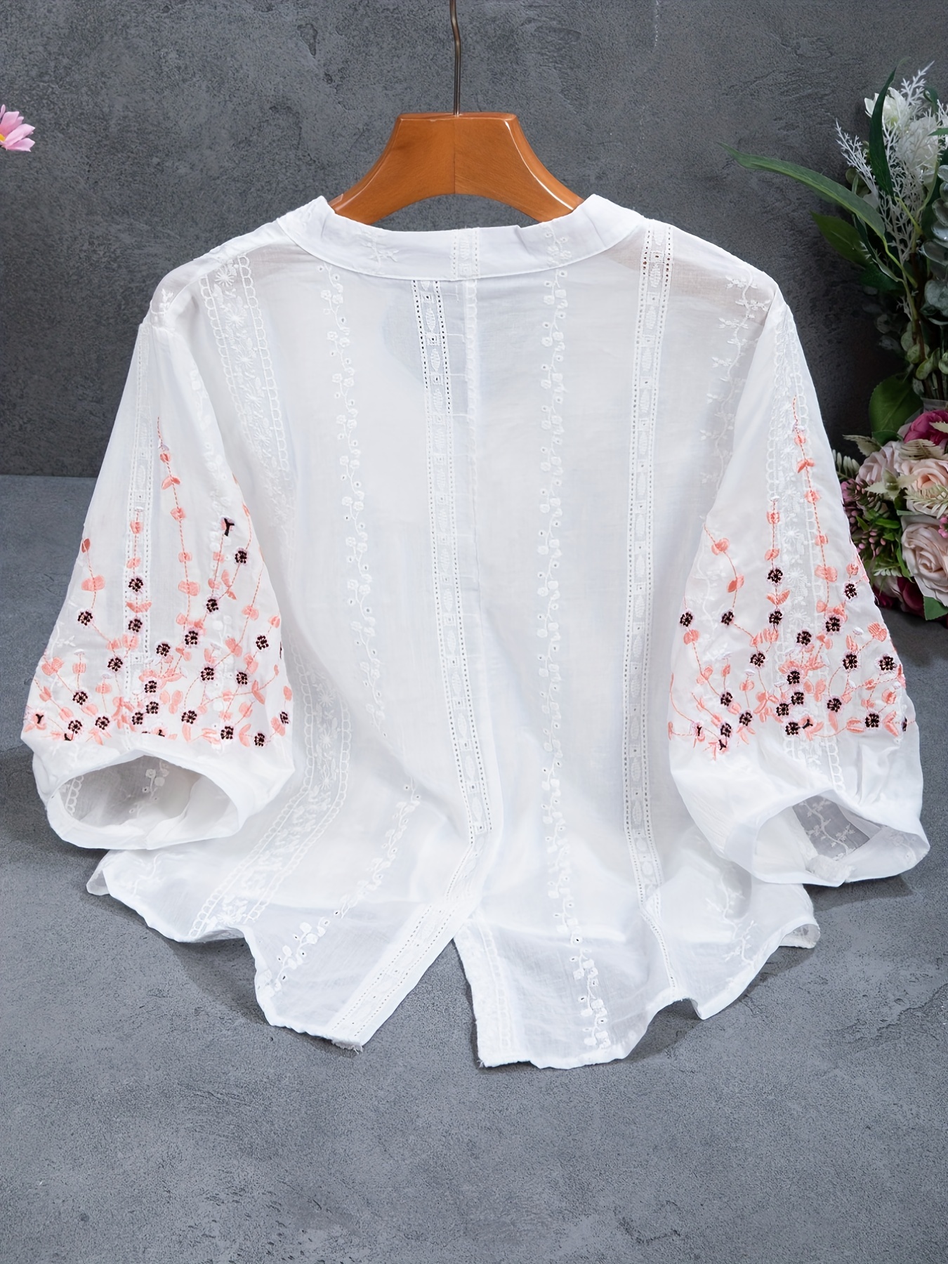 Floral Embroidered Blouse - White