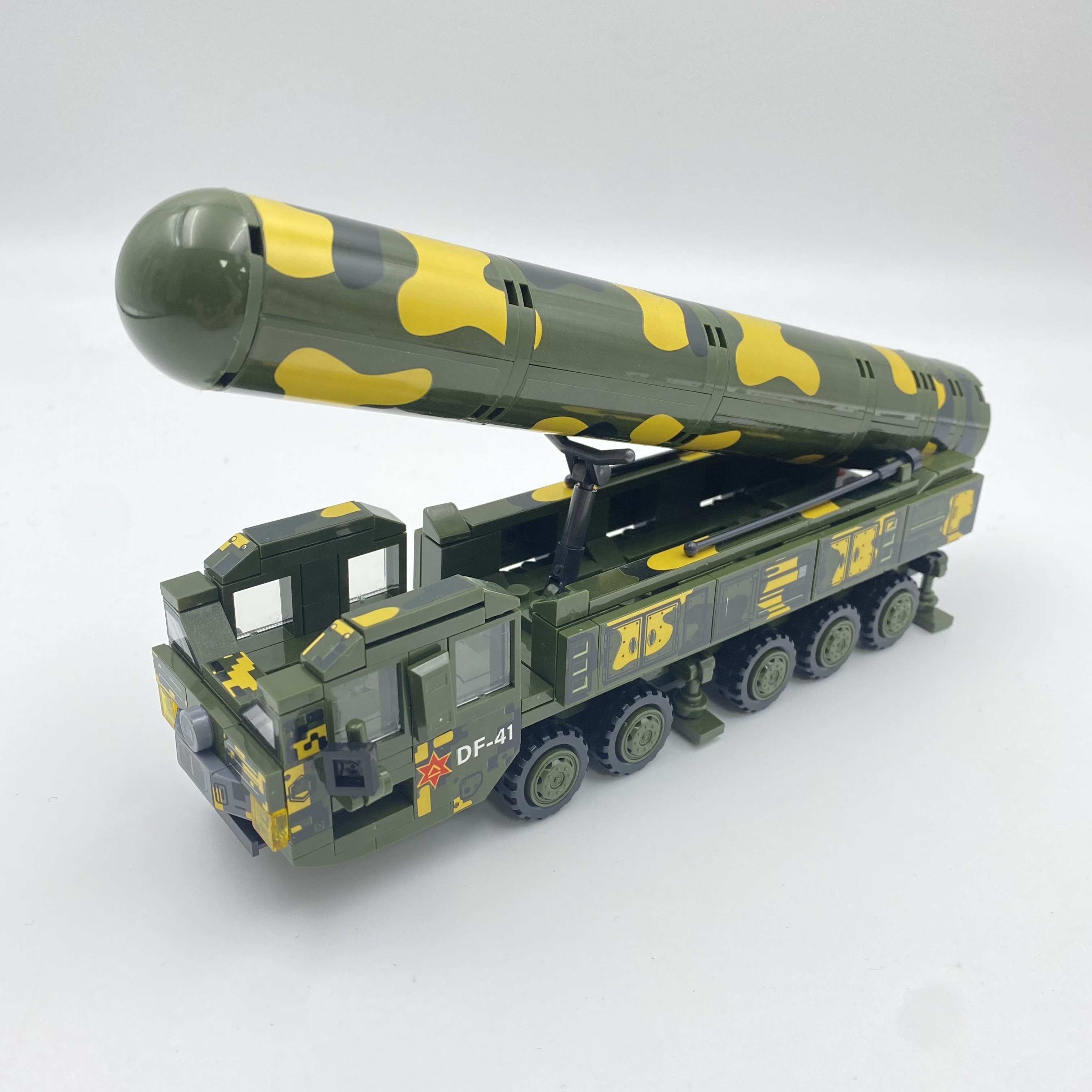350個の軍事シリーズミサイル車両シミュレーションモデル、弾道ミサイルリフト回転小型組み立てブロックおもちゃ、誕生日プレゼント