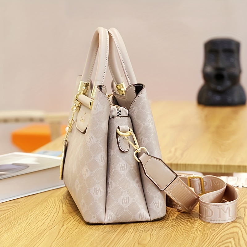 Handbags 15 COLOUR Louis Vuitton Women Handbag, For Casual Wear