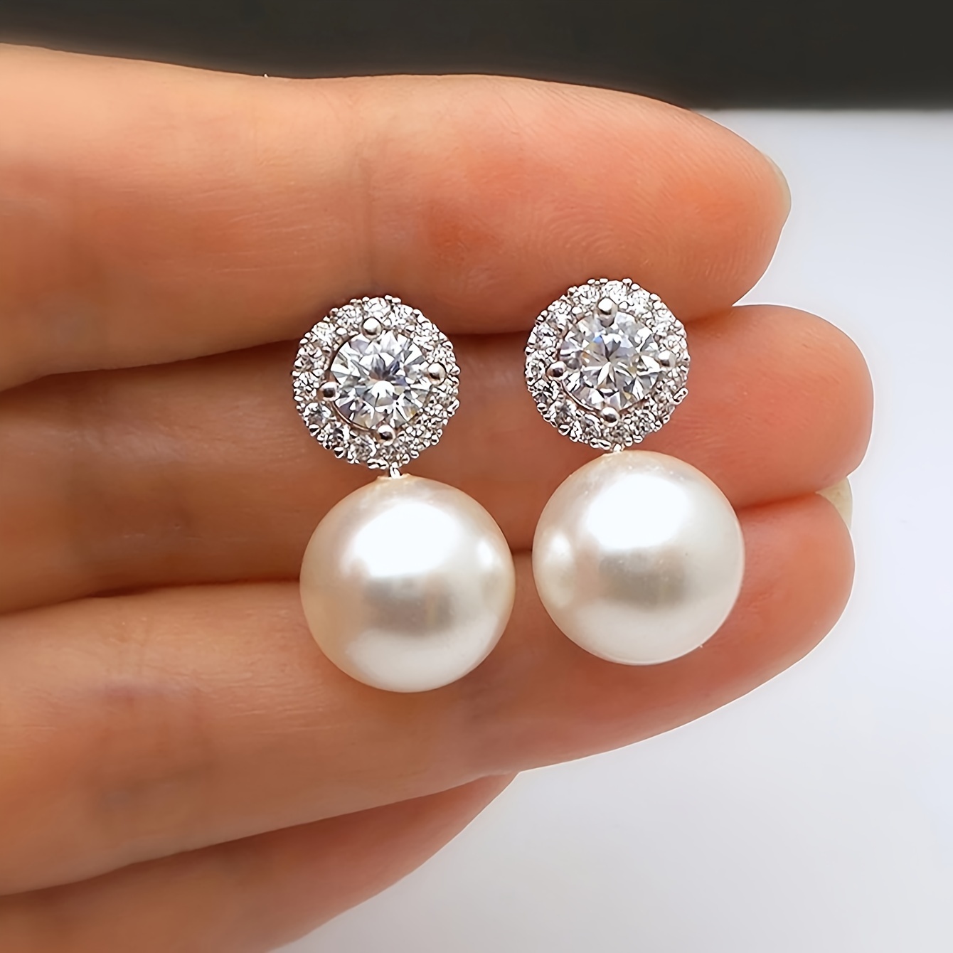 

Imitation Pearl Pendant Rhinestone Stud Earrings French Alloy Ear Jewelry Retro Elegant Style Niche Design Charm Earrings For Women