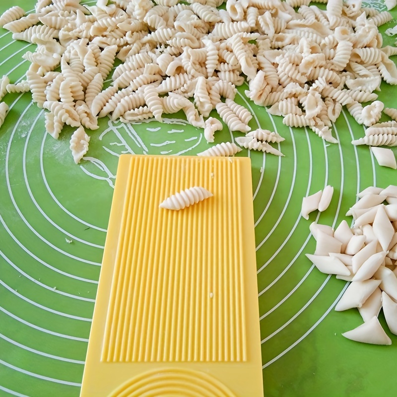 Combo Garganelli Board Set, Gnocchi Stripper And Scraper, Spaghetti  Macaroni Pasta Board, Plastic Rolling Cavatelli Pasta Maker, Gnocchi Roller,  Baking Tools, Kitchen Gadgets, Kitchen Accessories - Temu