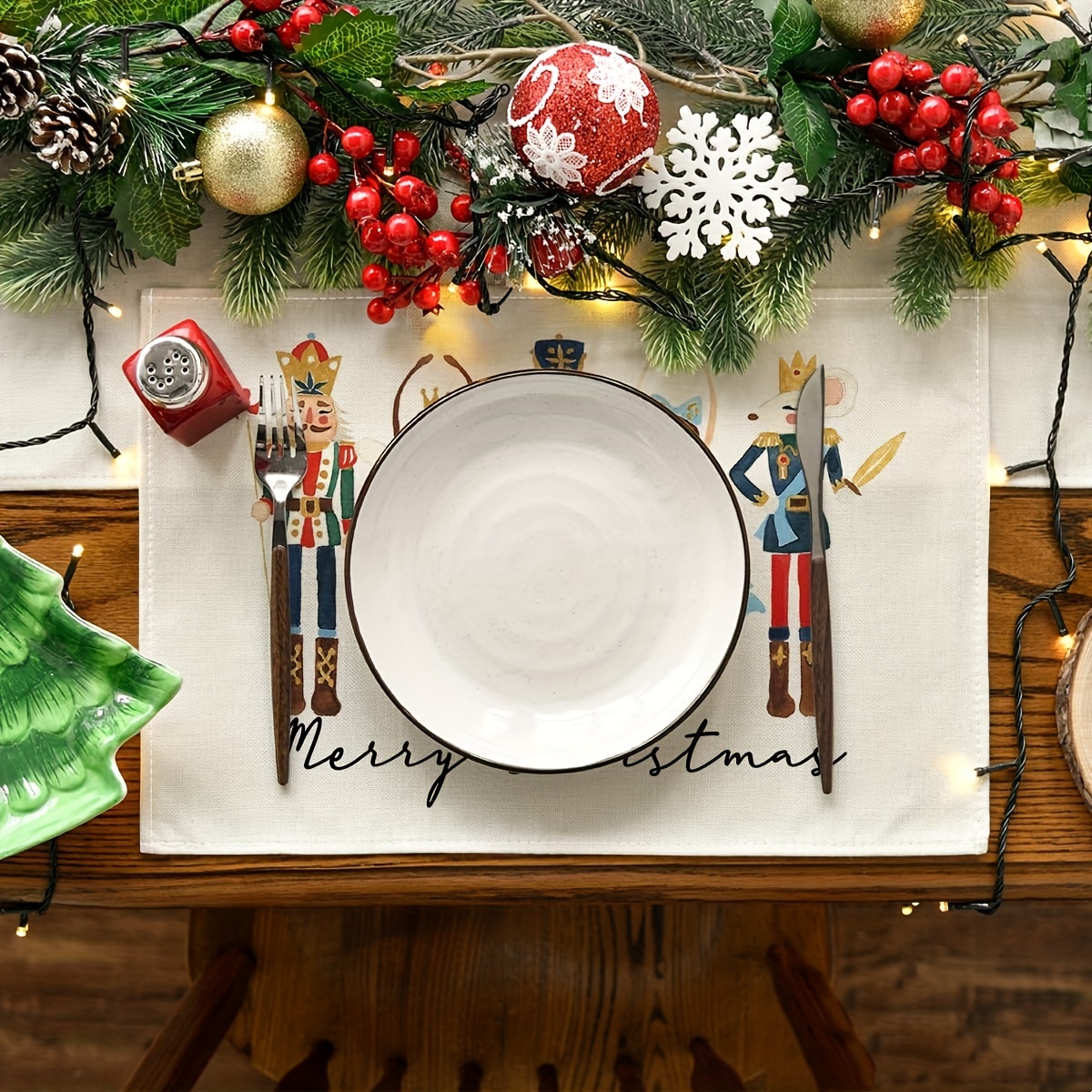Une table de Noël sur le thème de Casse-Noisette