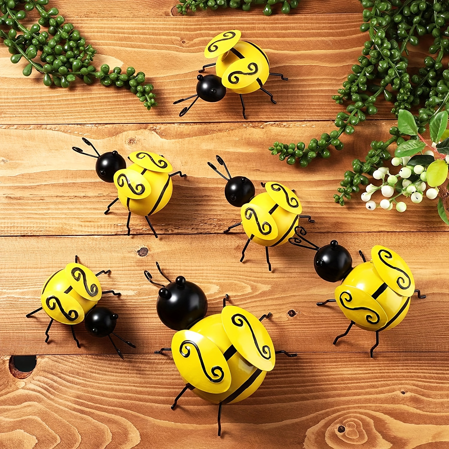 Decorative Metal Bumble Bee Garden Accents - Lawn Ornaments - Set of 4
